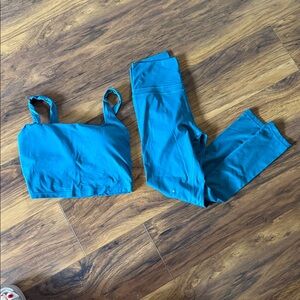 CRZ YOGA Blue High-Waisted Leggings and bra top